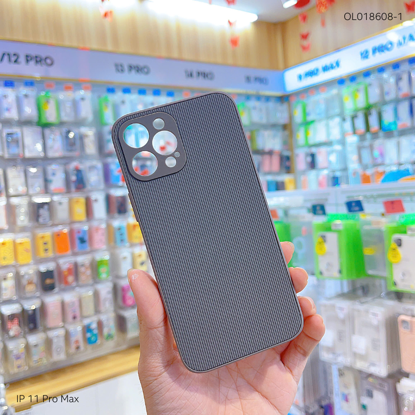 ** Ốp IP 11 Pro Max sọc đứng trơn