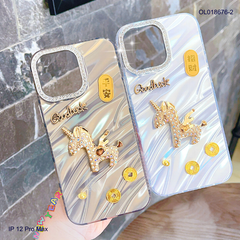Ốp IP 12 Pro Max vân ánh sóng charm ngựa đính đá
