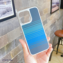 ** Ốp IP 14 Pro Max Likgus vân carbon viền dẻo xi bạc