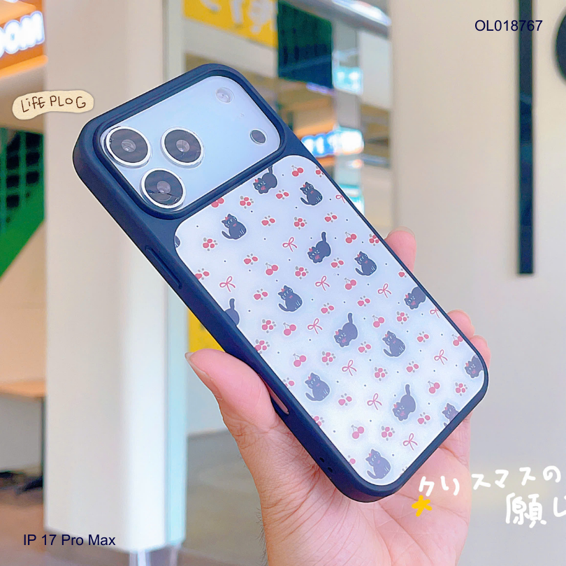 Ốp IP 17 Pro Max mèo đen và cherry nền trắng viền đen