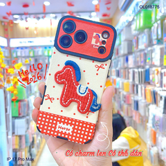 ** Ốp IP 17 Pro Max vân da đính ngựa thêu đỏ