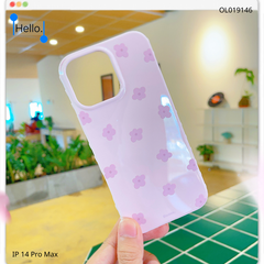 Ốp IP 14 Pro Max hoa cúc Bonne viền tim