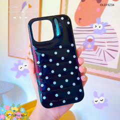 ** Ốp IP 15 Pro Max phao chấm bi viền cứng