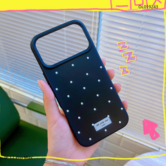 Ốp iPhone 17 Pro Max chấm bi màu