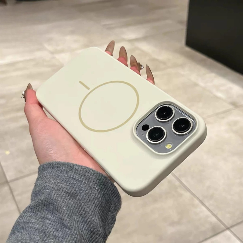 ** Ốp IP 16 Pro Silicon magsafe chống bẩn