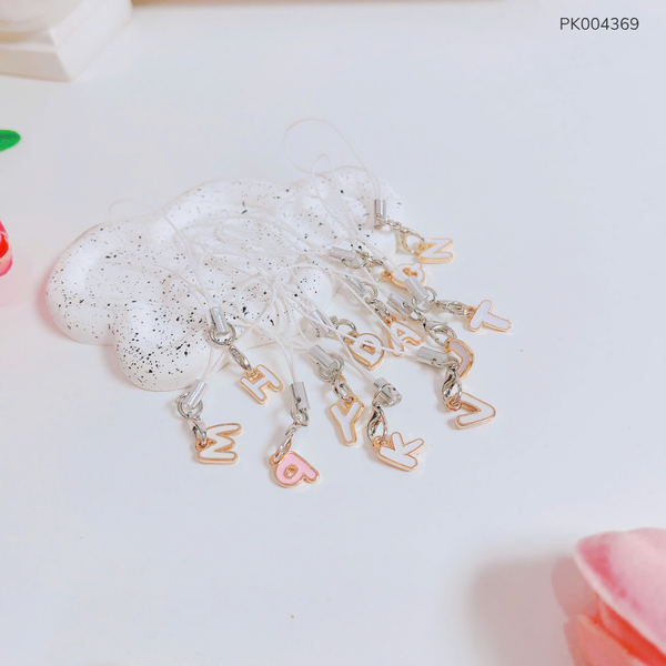 ** Dây đeo điện thoại chữ cái viền vàng