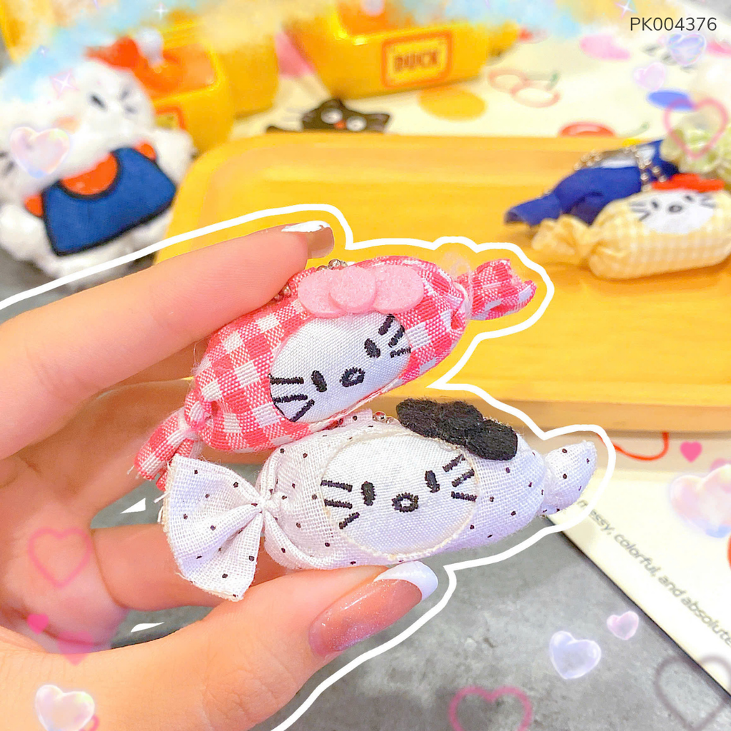 ** Móc khóa bông kẹo Hello Kitty