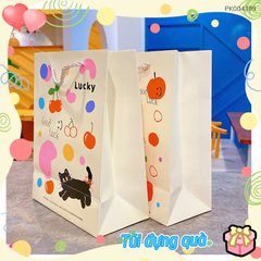 ** Túi bìa cứng mèo đen Good Luck/Lucky
