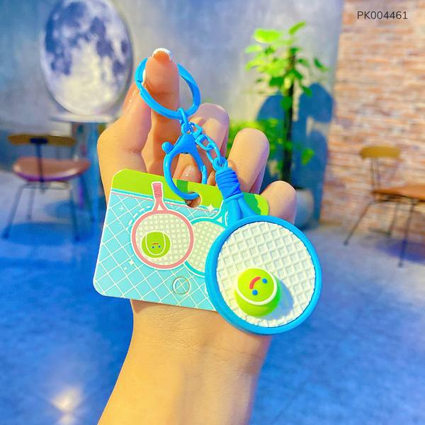 ** Móc khóa vợt tennis xanh