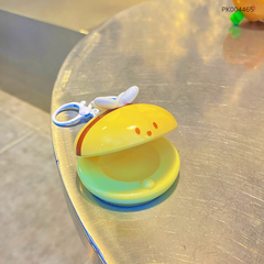 ** Móc khóa cốc cốc chú ong