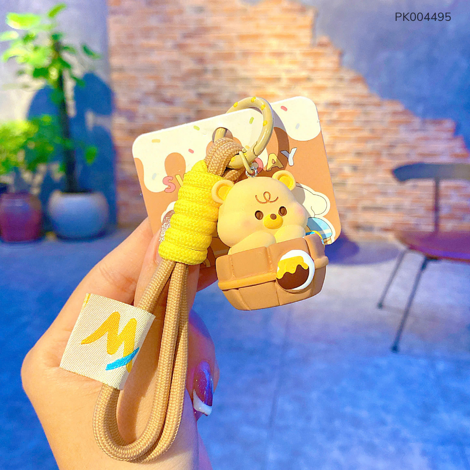 ** Móc khóa tắm thùng