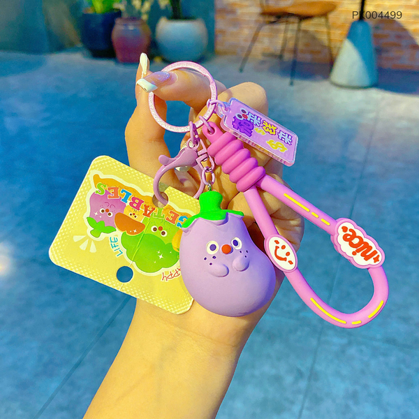 ** Móc khóa cà tím