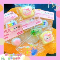 ** Đồ chơi Squishy bánh mì Kitty