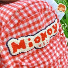 ** Balo Miokoy sọc caro đỏ trắng
