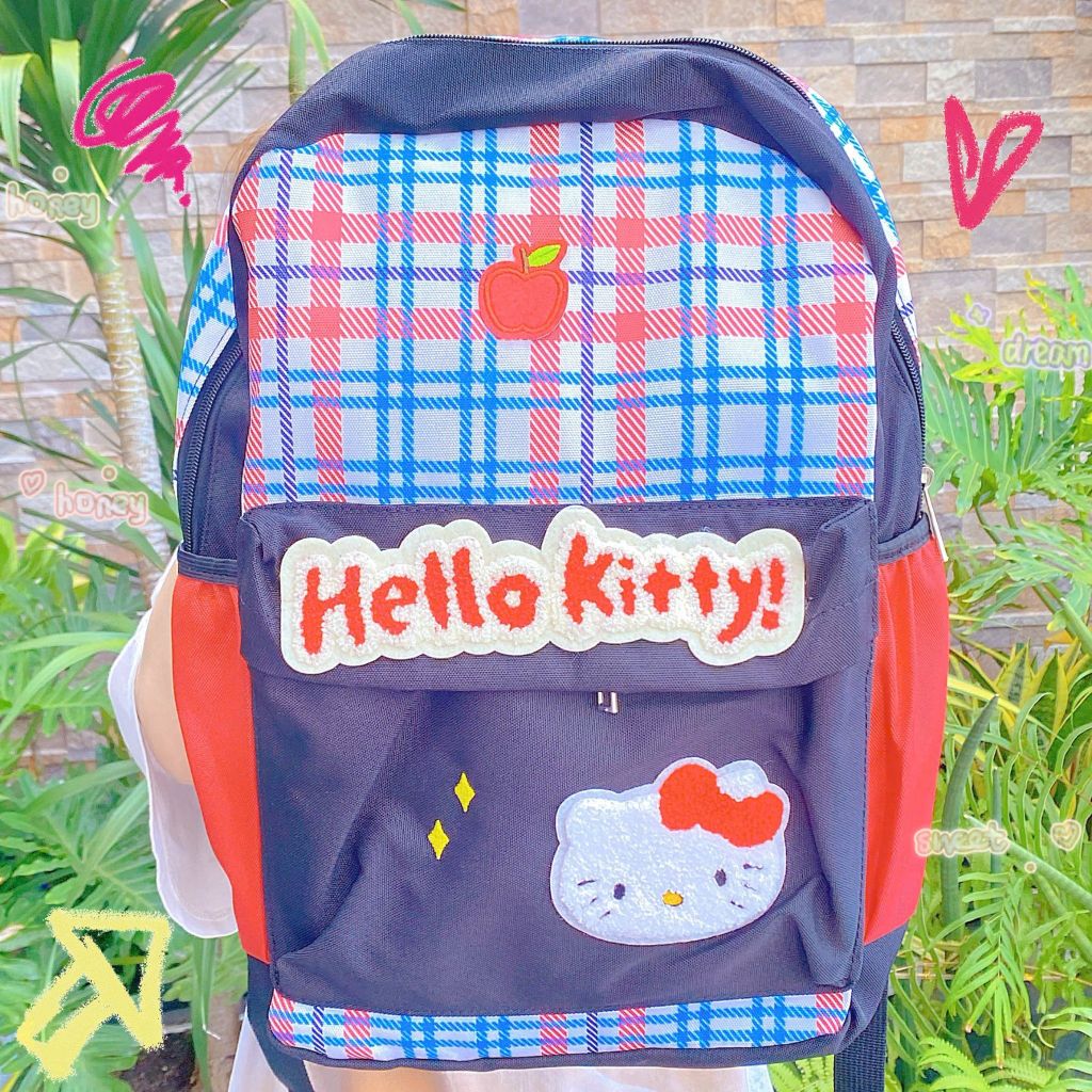 ** Balo Kitty kẻ ô