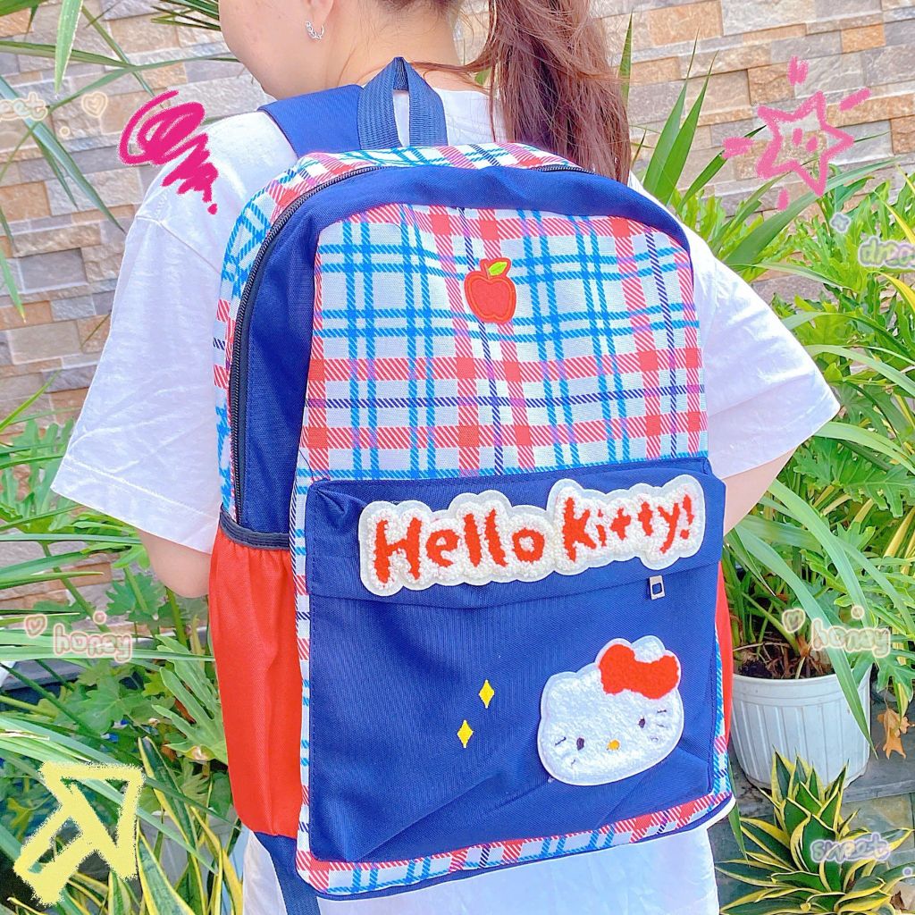 ** Balo Kitty kẻ ô