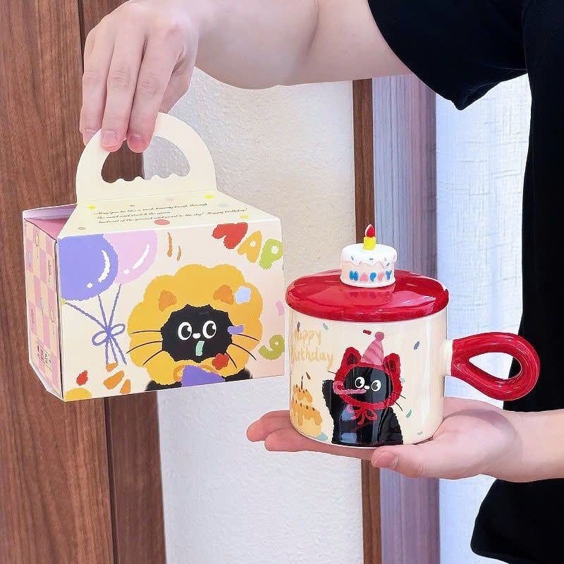 ** Ly sứ mèo đen Happy Birthday vàng/hồng/đỏ 380ml