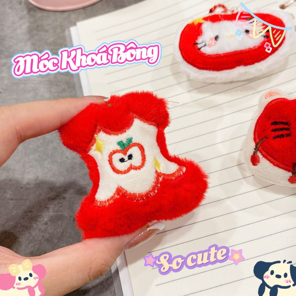 ** Móc khóa bông Kitty đỏ/Táo đỏ