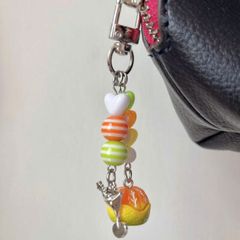 ** Móc khóa quả quýt lột vỏ