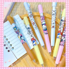 ** Bút bi Kitty móc gài kim loại nhiều màu