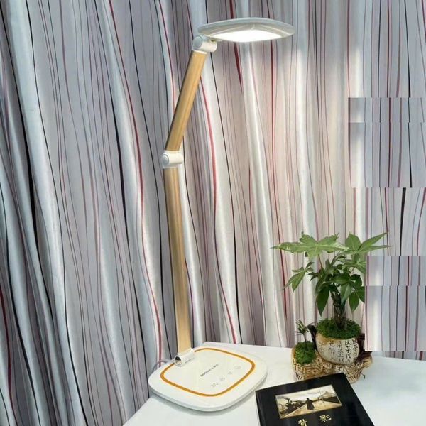 Đèn bàn Guandi GD641