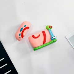 ** Case Airpods 4 ốc sên Snooop