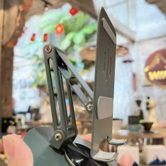 Giá đỡ điện thoại/MTB Remax C37 kim loại gấp gọn