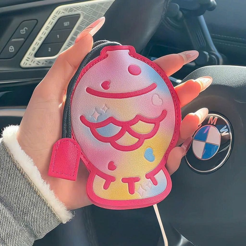 ** Móc khóa bánh cá lớn