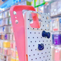 ** Ốp IP 17 Pro Max vân sần chấm bi sticker nổi Kitty và nơ