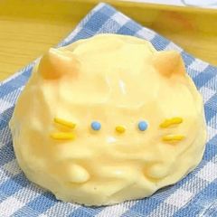 ** Slime mèo vàng ú