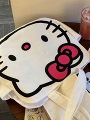 ** Túi đeo vai trắng đầu Kitty lớn