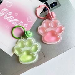 ** Móc khóa chân mèo thạch và chuông lục lạc