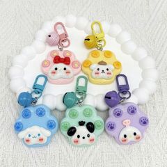** Móc khóa chân mèo đầu Sanrio