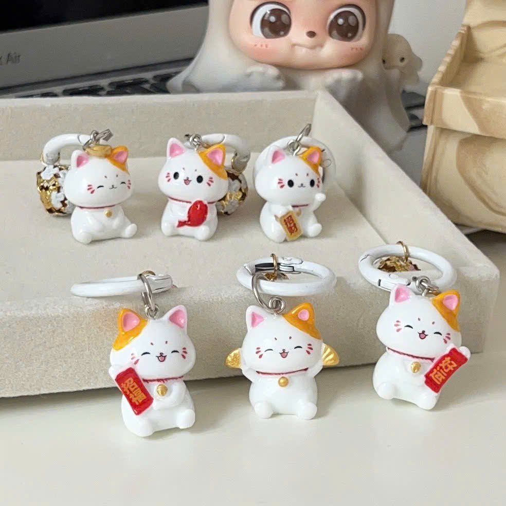 ** Móc khóa mini mèo phát tài