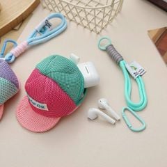 ** Móc khóa nón ba màu kèm dây thừng