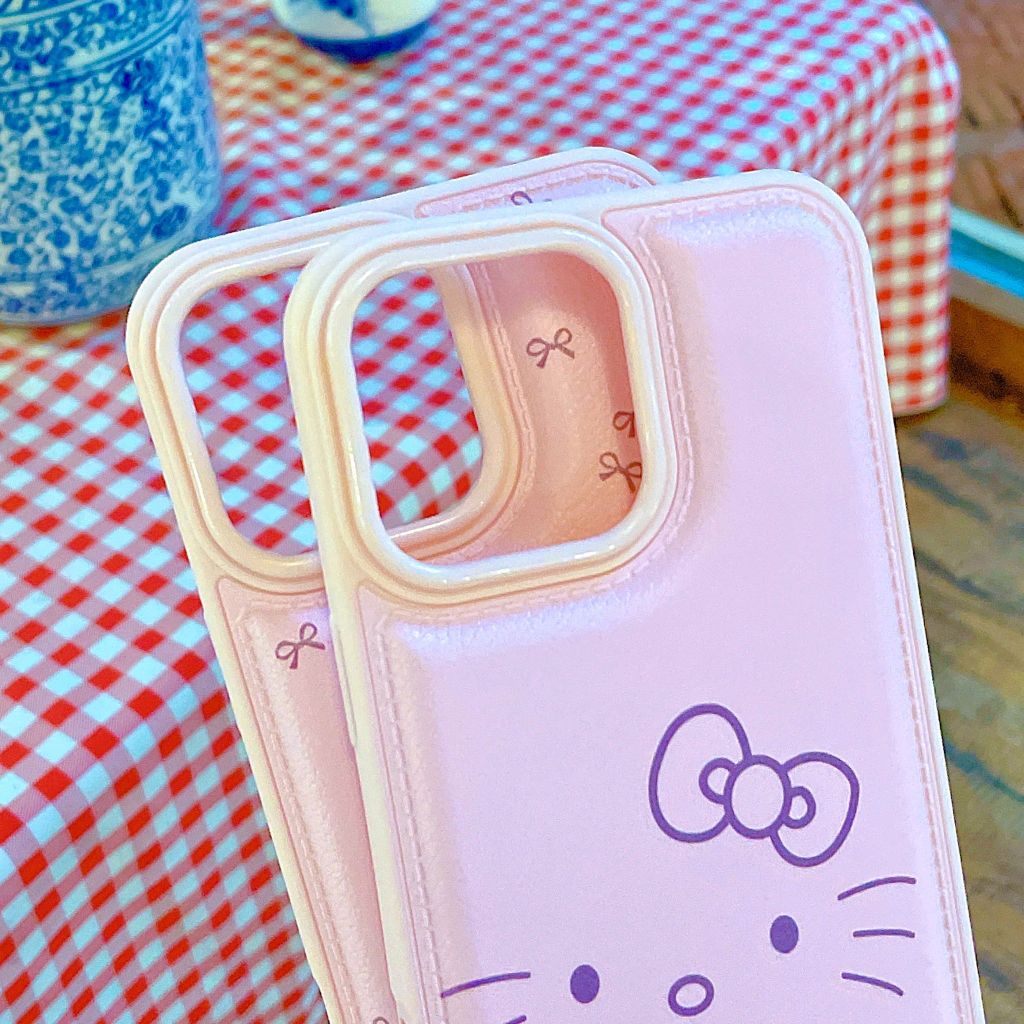 ** Ốp IP 16 Pro Max vân da phồng viền dẻo hồng