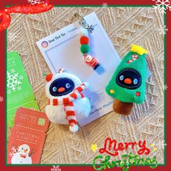 ** Móc khóa gấu Noel