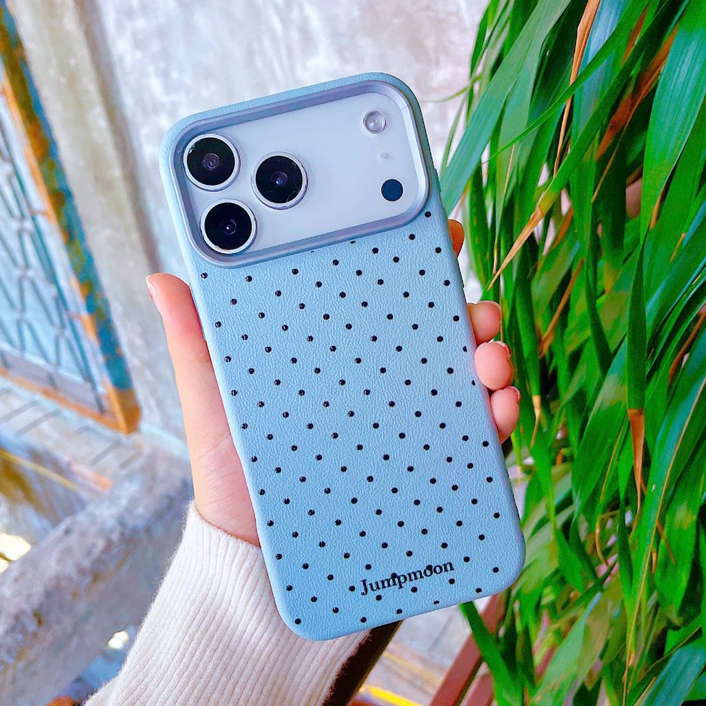 Ốp IP 17 Pro Max vân sần chấm bi trơn