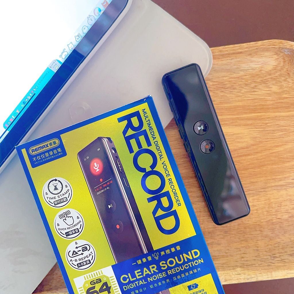 ** Máy ghi âm Remax đa năng 64G