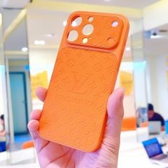 ** Ốp IP 12 Pro Max Likgus vân da họa tiết LV độ 17