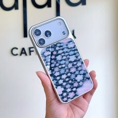 ** Ốp IP 17 Pro Max hoa đào nền đen viền dẻo xi bạc