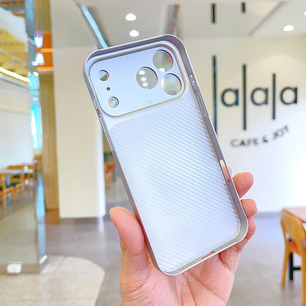 ** Ốp IP 17 Pro Max AG Class lưng nhám viền cứng magsafe