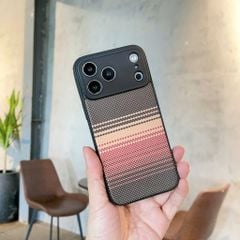 ** Ốp IP 17 Pro Max dẻo lưng giả da họa tiết Pixel