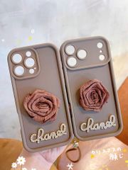 Ốp IP 14 Pro vân đá nền đỏ đính nơ bạc