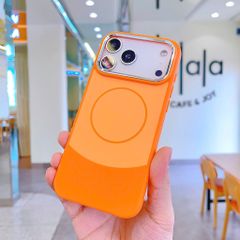 ** Ốp IP 17 Pro Max phối vân da viền camera bạc magsafe