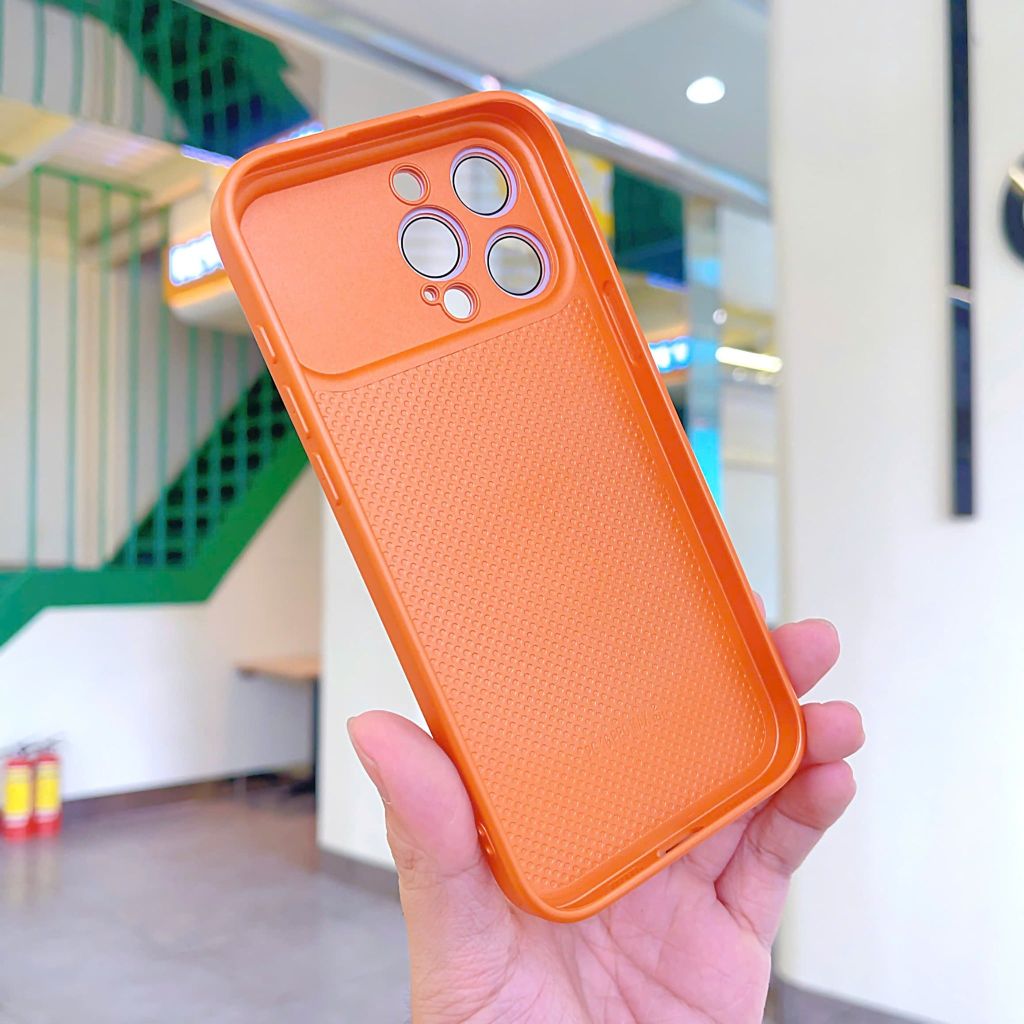 ** Ốp IP 14 Pro Max Likgus Yuan độ 17 lưng nhám magsafe viền dẻo