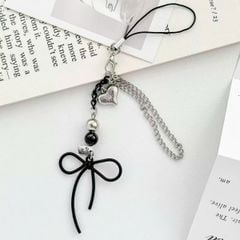 ** Dây đeo điện thoại nơ đen trái tim bạc