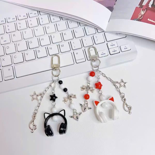 ** Móc khóa headphone tai mèo đen/trắng