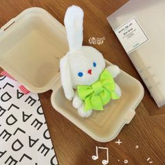 ** Móc khóa bông thỏ trắng nơ hồng/xanh