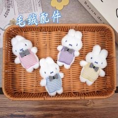 ** Móc khóa bông thỏ Mify áo caro